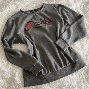 YOUNG AND RECKLESS FLORAL GREY CREWNECK